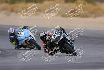 media/Dec-17-2023-CVMA (Sun) [[bf0c04832d]]/Race 13 500 Supersport-350 Supersport/